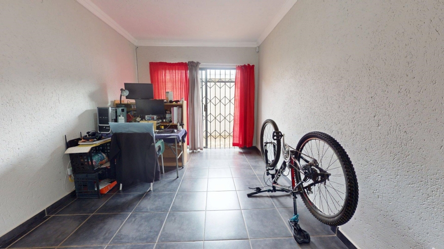 14 Bedroom Property for Sale in Die Bult North West